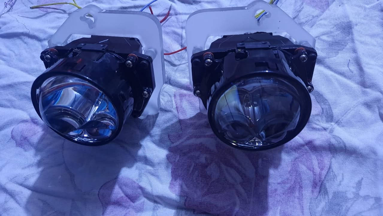 عدسات فورتي اصليات  اتصل ع رقم ***********
