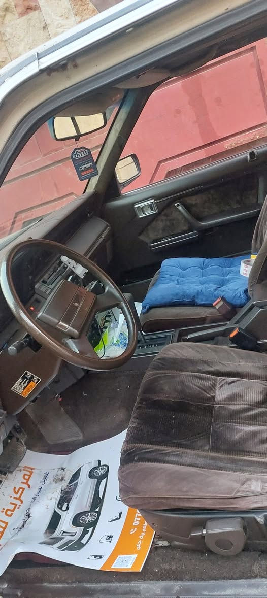 سلام عليكم اخواني
سيارة سوبر موديل 86 بإسم ابوية من سنة 2001 عدنه  
رايديها ب 60 ورقة و بيها مجال 
العنوان بغداد - الكرادة داخل
***********
