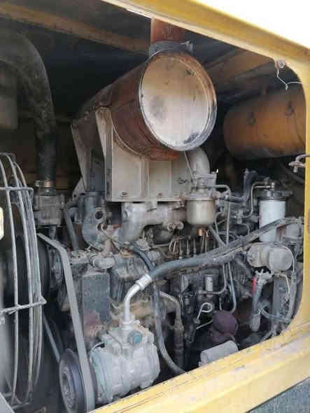 ئەم شۆفڵە بۆ فرۆشتن کەواساکی حەجم  80z رەقەم سلێمانی مۆدیلی 1999 رەقەم تەلەفون ***********
