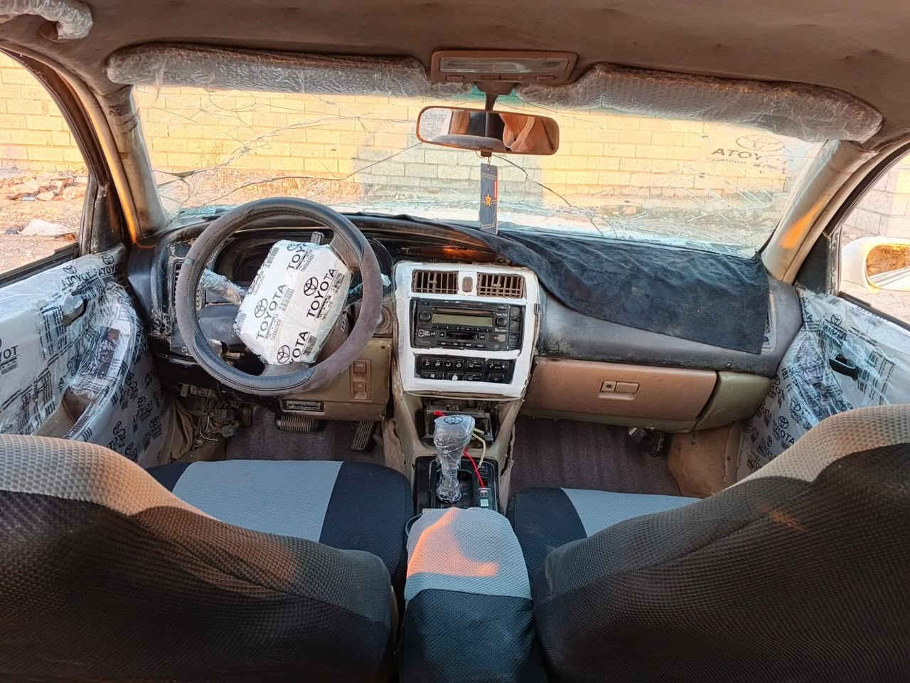 السلام عليكم
سيارة للبيع افالون موديل 92
محور كير ومحرك فرخ بطة جدد
السياره تحويل شرط
السعر 20 وبيها مجال
للاستفسار الاتصال ع رقم
***********
