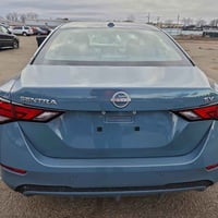 نيسان سنترا 2024  ماشيه 2000 واصله للميناء ب75 للتواصل 07810114084