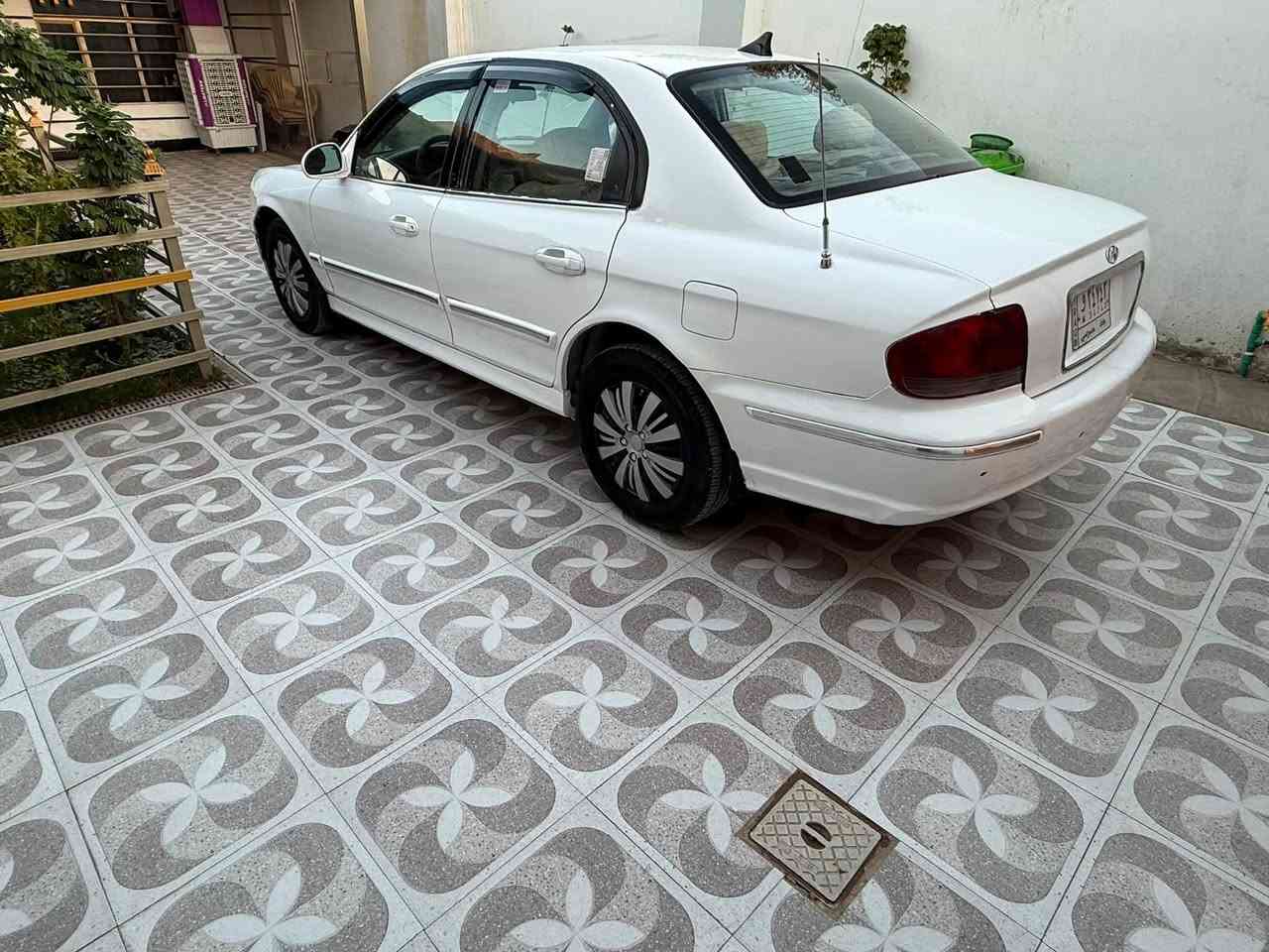 سياره سوناتا وفود موديل 2002 رقم بغداد دولي باقي على استلام الوحات وارد امريكي حادثها جاملغ خلفي والباقي مكفول 
جاهزه من كلشي محرك 2400 او كير اوحداديه اوتخم تاير 
كهربائيات كلها شغاله شاشه كامرى التبريد عوزه غاز 
السعر 53 اوبي مجال مكاني بابل القاسم ع للأستفسار اتصل 
*********** الرقم بي واتساب
