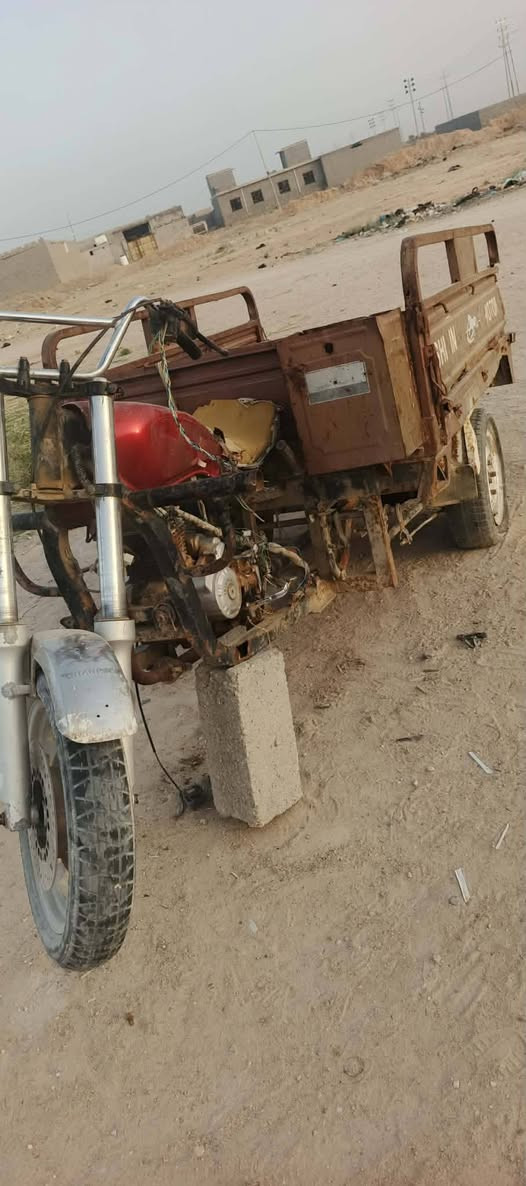 السلام عليكم ستوته للبيع اوراق استنساخ موديل 18شاصي بي لحيم محرك شغال ***********
