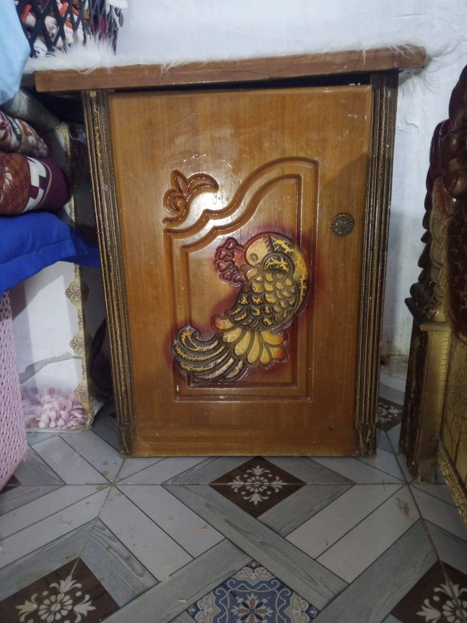 غرفه للبيع السعر خاص مكاني الشطره ***********
