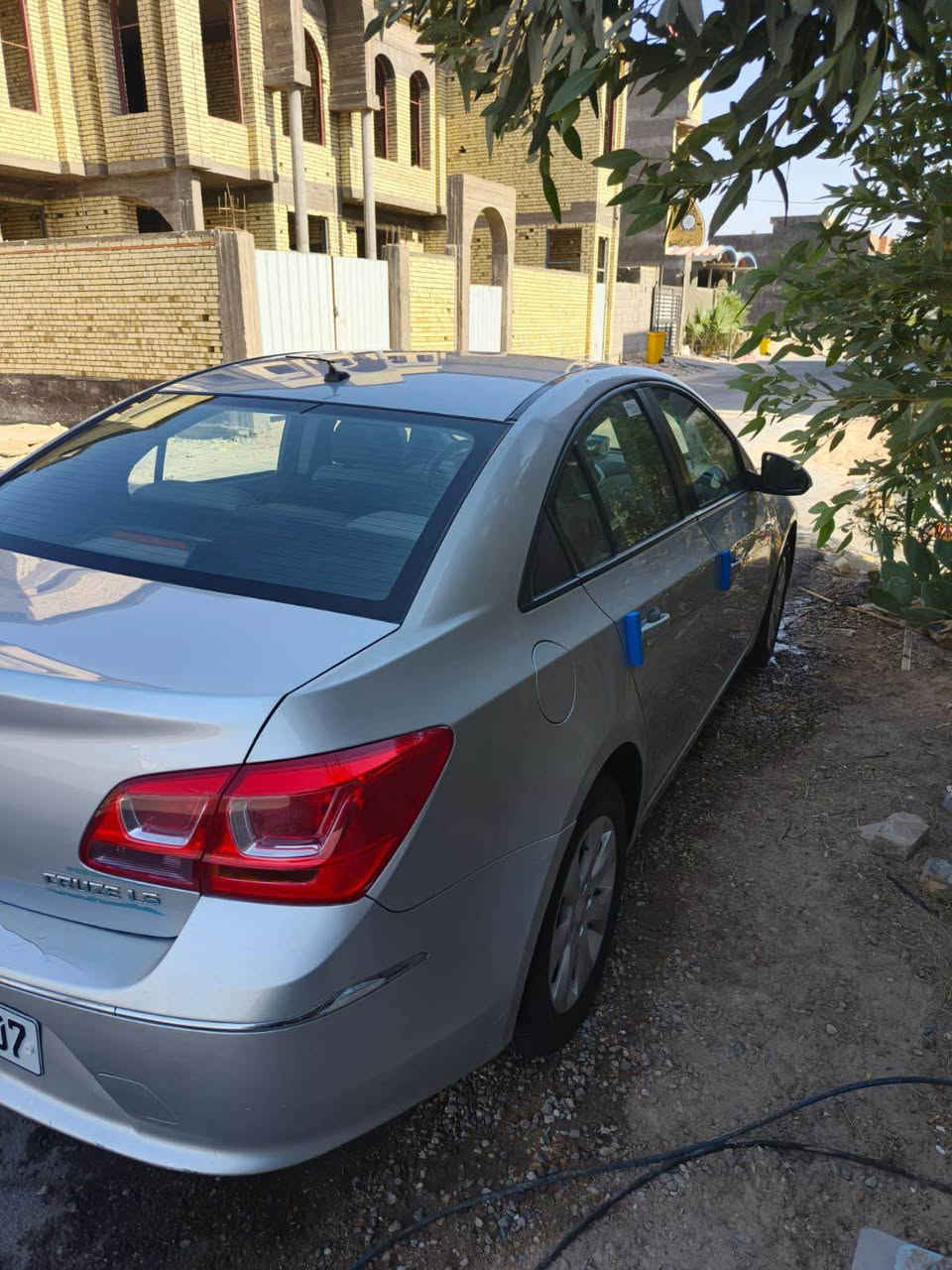 كروز 2017 خليجي 
1800المحرك 
السيارة رقم سليمانية بأسمي شرط التحويل السنوية لل 2030 هزة لل 2026 
لايتات زينون شاشة كامرة باتري جديد راديترات جدد المراوح جدد تايرات جدد  حدادية جديدة تبريد منظومة كاملة جديدة (المكينة مبدلة طابوكة كاملة قبل 3 اشهر ) السيارة ما ناقصها اي شيء 
ترايك وين ما تريد شرط تفويلة وحدة لبغداد كهربائيات شرط كاملة ما بيها ولا نقص
بيها جاملغ خلفي صبغ  
السعر 90 
مكانهه القبله 
للاستفسار  (***********) البصرة, العراق
