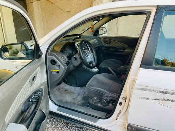 السلام عليكم
هونداي توكسان 2007 

V6 2700 

بغداد - سنويه 2029

تبديل بنيد فقط 

السياره نقصهه فقط حدايده صدر 

محرك و كير و تبريد كفاله 

الداخل نضيف 

السياره ماشيه ١٩٠ قابل للزياده 

السياره جاهزه من كل شي الحمد لله 

السعر ٦٩ و بيهه مجال حك الجيه 

و ما اعتقد تلكه هيج سعر و بهاي النضافه 

العنوان بغداد الدوره ابو دشير 

***********
