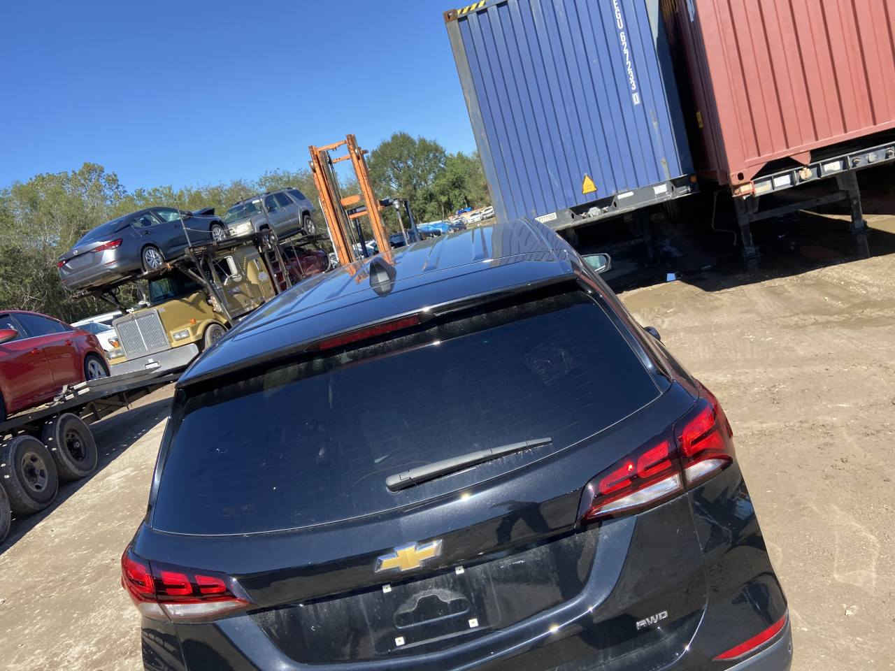 سلام عليكم 
كوينكس موديل 2024 
مكان السيارة كربلاء
 اي تفاصيل عن السيارة 
رقم صاحبه 
***********  احمد
