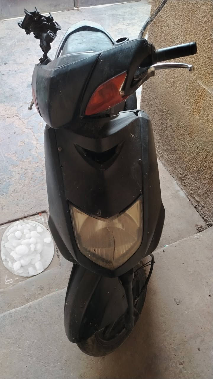 دراجه سكنس نثيه للبيع الدراجه شلعه ومعدل خير من الله فجئه بده التكطيع او وكفت مخذيتها المصلح تركتها سبوعين عطلانه الدراجه اذا تلح عليها بلتشغيل شبه تاخذ سعر200 قفل عنوان بغداد الدولعي+ ابيع كوم حديد


**إذا كنت صاحب هذا الإعلان وتريد حذفه لأي سبب، رجاءا أرسل رسالة إلى الدعم الفني**