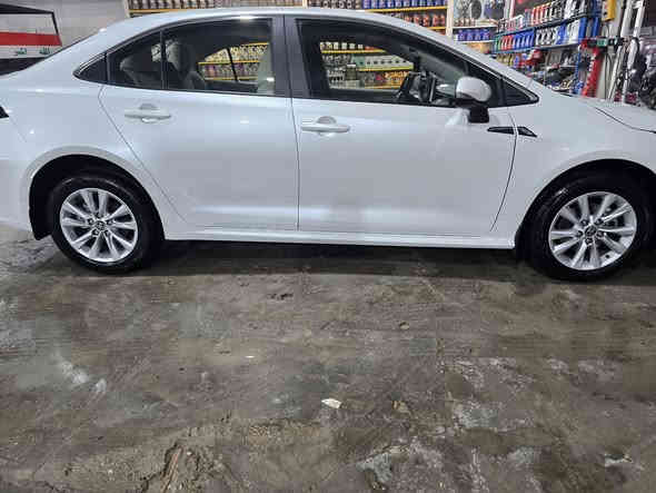 السلام عليكم كورلا ياباني جيهان 
ماشيه ١١ الف حقيقي .كفاله عامه 
السياره فول 
السعر ١٩٦ بيها مجال قليل 
تحويل وكاله حاظر 
*********** صاحب السياره
