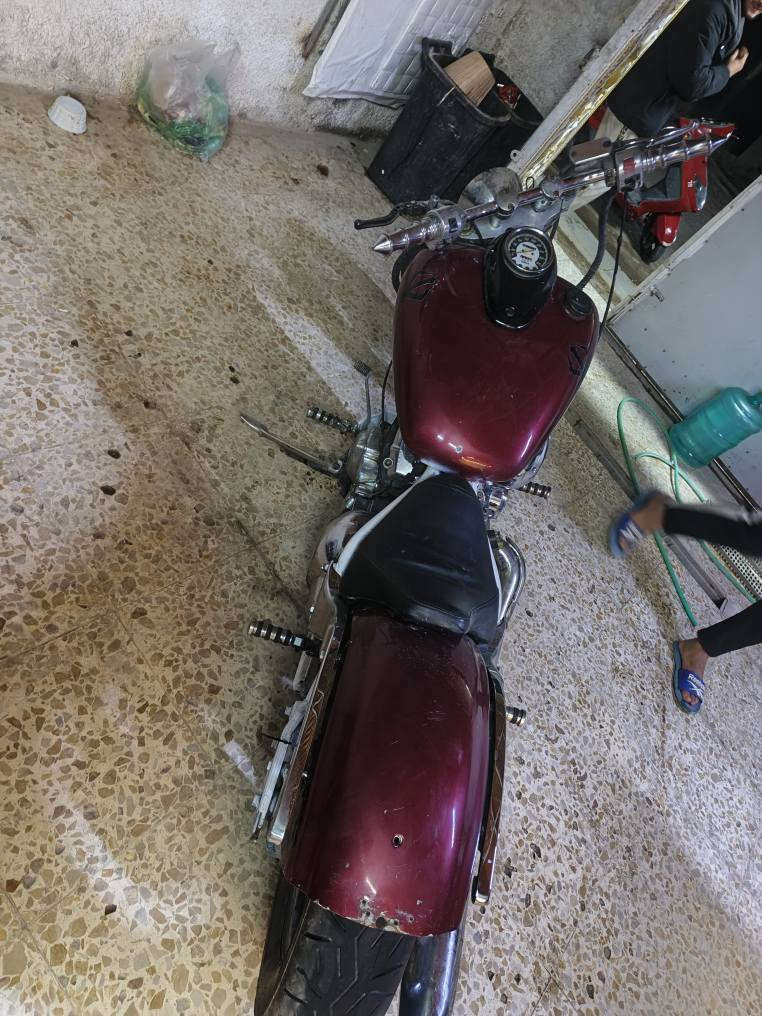 السلام عليكم  

دراجه دارك ستار مرقمم

مكينه 400cc

دراجه تخم تايرات جديد 

مكينن كفاله عامه برغي ما مفتوح بيه 

كهربايات اشاير كله شغال 

بيه نقوصار بصيطه مثل ( باتري و اشاير)  
فقط

دراجه مرقم بابل مشروع وطني  

هاذ رقمي فقط واتساب  وتصالات واتساب 
***********
 سعر مليونين و 200 وبي مجال 
عنوان (بغداد العبيدي مقابيل مدرسة ابن خلدون) بعقوبة, ديالى
