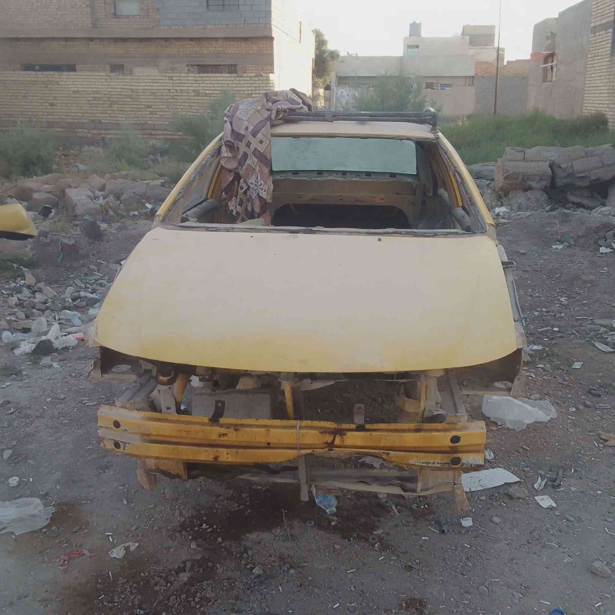 سلام عليكم اخواني
كشر  داخلي وخارجي كامل وبيبان وبنيد سيارة ليفان 
للبيع ***********
