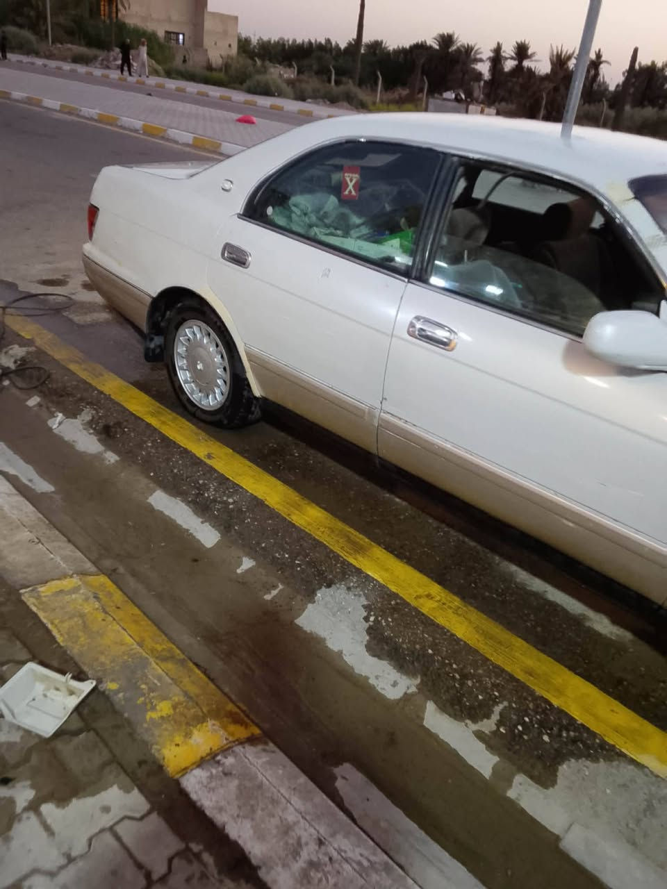 السلام عليكم
كراون بطه من فصل
موديل 1994 سياره رقم أنكليزي مشروع وطني
اللون لولوي محجله مكفوله كفاله عامه من الكص والنقل الجثه
صاحب السياره ايريد تحويل مباشر
السياره المحرك ففيتي تخم تاير جديد
السياره جاهزه مال جناي
السعر بدون عمله 51 
رقم الهاتف ***********
