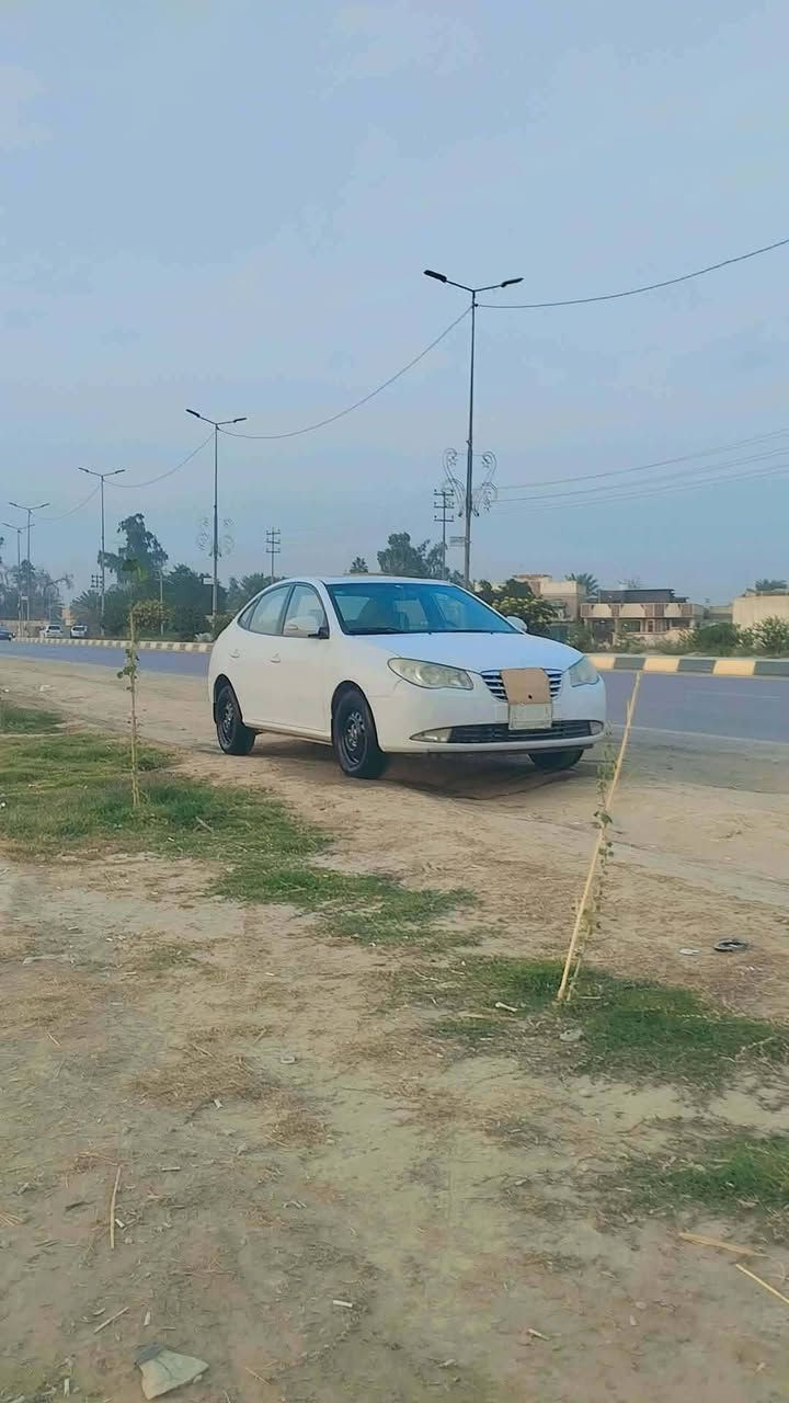 سلام عليكم انترا موديل 2011مرشوشه على حديد مكفوله محرك وكير وهذا رقم صاحب السياره ***********مااجاوب خاص
