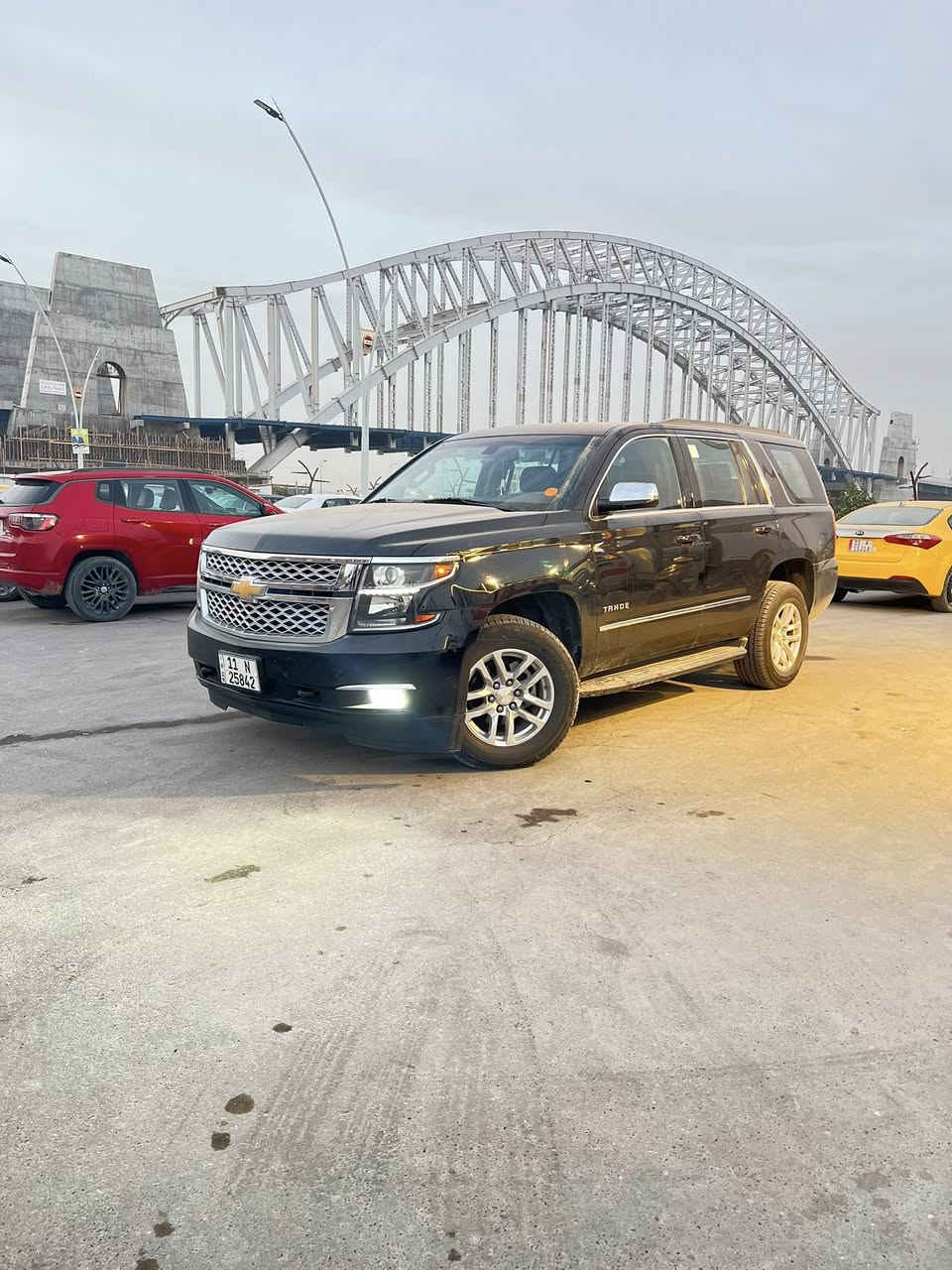 السلام عليكم 
سياره تاهو 2019 لون اسود خليجي مكفوله فقط رصعه بالجاملغ الامامي 
مواصفات Ls
ماشيه 118 وقابله للزيادة
السياره بسمي والتحويل ثاني يوم
***********
