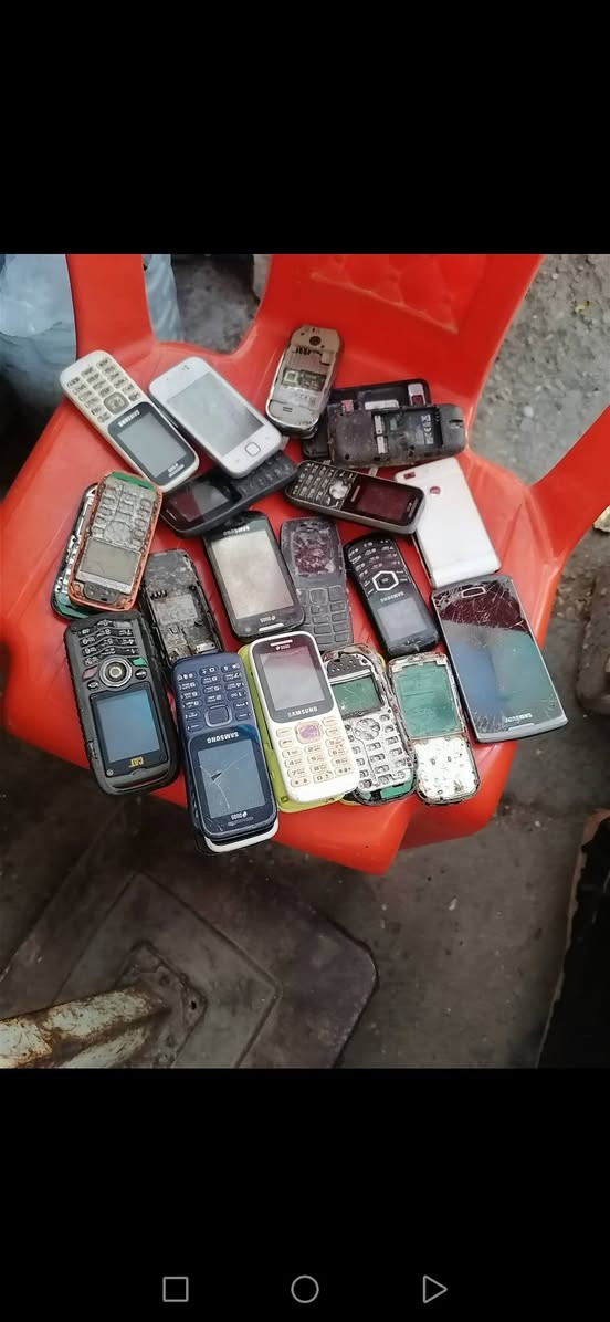 اجهزه فحم مال تفصيخ للبيع ابيع شلع كامل سعرالقطعه ٣ الاف مع التوصيل


**إذا كنت صاحب هذا الإعلان وتريد حذفه لأي سبب، رجاءا أرسل رسالة إلى الدعم الفني**