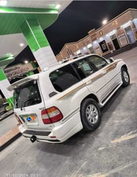 لاندكروزر • ٢٠٠٢ • كربلاء