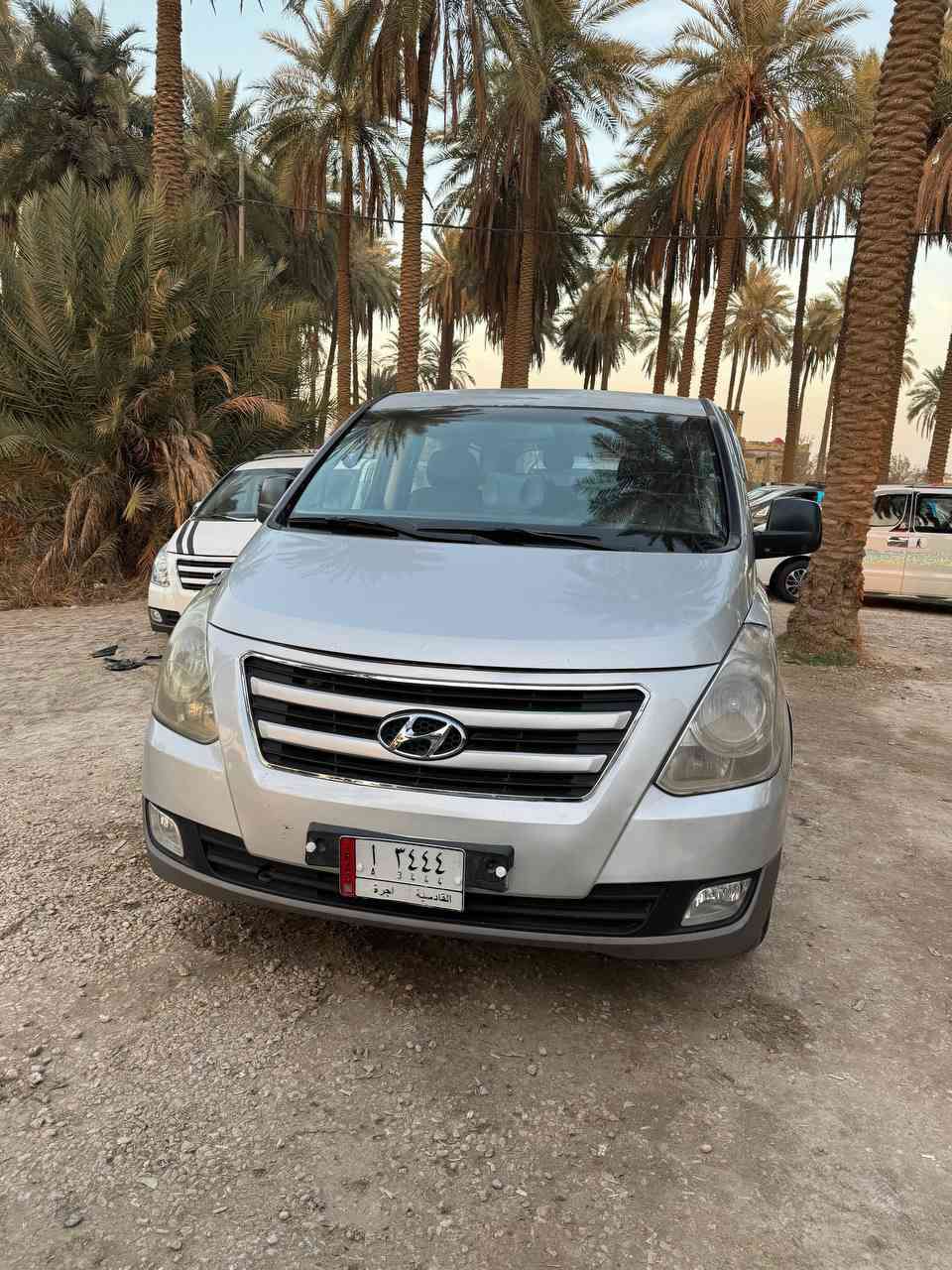 السلام عليكم ستاركس للبيع موديل 2008مسكر اصل اوتماتيك  سياره بيه جاملغ خلفي صبغ وجنطه مبدله ولباقي مكفوله العنوان دوانيه دغاره السعر 127وبيه مجال حك جيه ***********
بيع ومراوس فقط ستاركس
