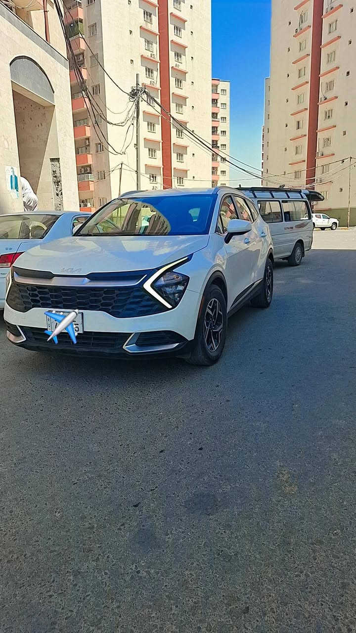 کيا سبورتج وارد كندي 2023
شاصي طويل حجم المحرك 2500 gdi
دبل نوزل جديد
ممشى 58mil
حادث جانبي تبديل فقط باب السائق وتعديل جزء  باب خلفي وصبغ بالصندوق أثر شخط
أيرباك برده فقط
سياره جديده جاهزه من كلشي
رقم بغداد دولي بأسمي
***********
