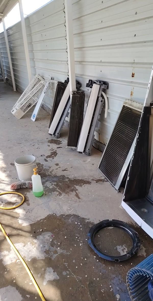 🔧 ورشة الخال لصيانة وتنصيب أجهزة التبريد والتكييف 🔧
نقدم لكم خدماتنا بخبرة وجودة عالية في:
✅ صيانة كافة أنواع السبالت
✅ تنصيب السبالت بجميع الأحجام
✅ غسل وتنظيف الوحدات الداخلية والخارجية
✅ شحن غاز ومعالجة ضعف التبريد
✅ تصليح الأعطال الكهربائية والميكانيكية
✅ فك ونقل وإعادة تنصيب أجهزة التكييف

⭐ تفصيل درجة أولى
⭐ دقة في العمل وإنجاز سريع
⭐ أسعار مناسبة وخدمة متميزة

للاستفسار والحجز:
📞 ***********

ورشة الخال لخدمات التبريد والتكييف
خدمتكم شرف لنا، وثقتكم مصدر نجاحنا.@
