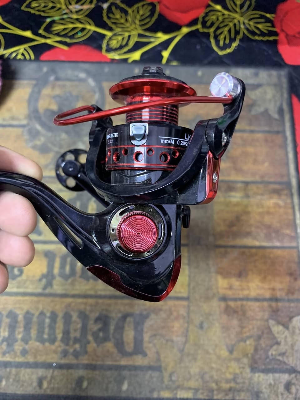 مكاين صيد اسماك عدد 2   قوتهم وحده 14000 والثانيه 3000 جدد غير مستخدمات سعرهن 60 الف مع التوصيل يوجد توصيل جميع المحافظات ***********
