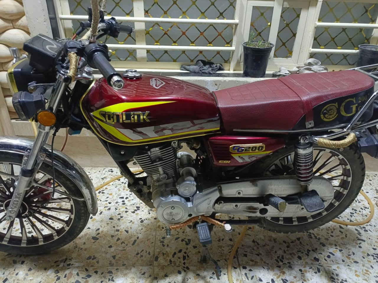 سيفان موديل 24 للبيع الرشديه البدعه بيهه ورقه وحده ماتسجل عراضه 650وبيه مجال


**إذا كنت صاحب هذا الإعلان وتريد حذفه لأي سبب، رجاءا أرسل رسالة إلى الدعم الفني**