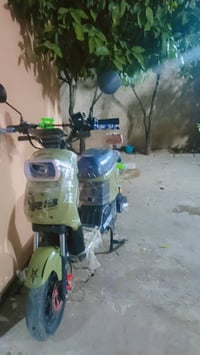 ماطور شحن R8 • ونلي • ٥ بطاريات ٣٢ أمبير