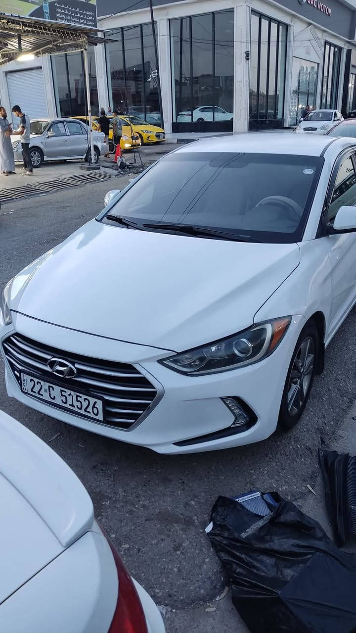 بس معارض     الانتره 2017 امريكي محرك 2000 دوش المرقوب رقم اربيل الجديد كير ومحرك شرط لاصرف ولا، نفخ السياره بيها تشليع بل سقف شويه و مصلحه وتشليع بل صندوق  مثل ماموضح بل صوره  بدون دواخل شرط كابون بانزين     اريد معارض معا الانتر 2010 او 2011  ***********كورك  استفسار       ***********
