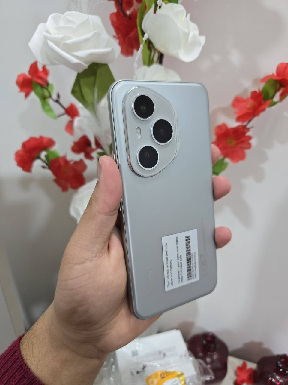 سلام عليكم ورحمه الله
هونر 400 برو لون سلفر ذاكره 512 ضمان وكاله الاجراس
نصافه 100 /100 خدش مابي ولا شخط 
مكفول من كلشي وين متحب افحص غراضه كامله 
ويا كفرين اصليات للبيع فقط السعر 650 وبي مجال بسيط 
مكاني بغداد كرخ ***********
