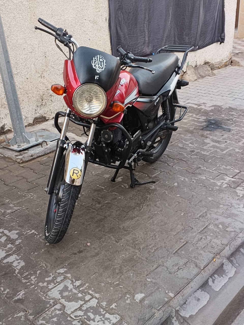 سلام عليكم هيرو للبيع موديل 20 
مكان حي الجهاد 
 *********** 
غير متواجد على الفيس
