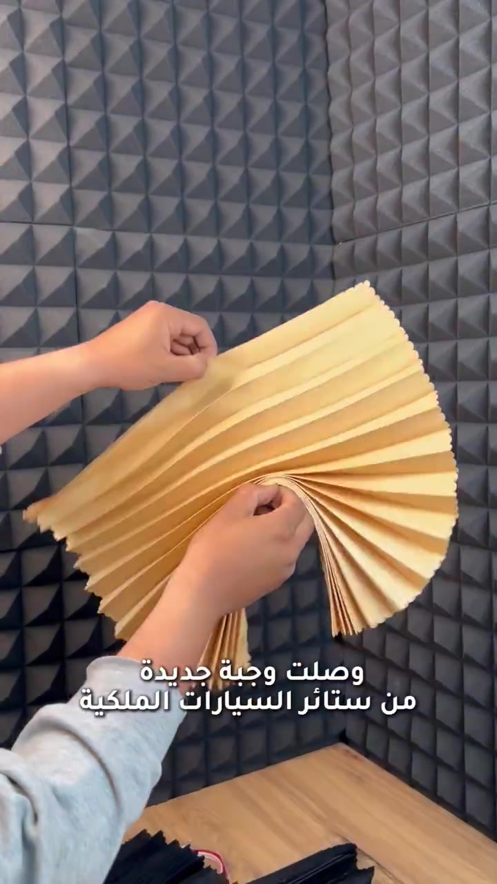 للبيع ستائر تضليل للسيارات
سعرها فقط 15000 الف
متوفره أسود و ذهبي
توصيل لجميع محافظة العراق
رقم فقط واتساب ***********
