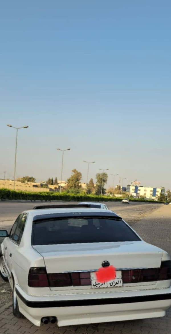 بیئیم مۆدیل 1995فول مواسفات 6پستن ڤۆلێم سلایت تحدل سورحە دوو سویچ کوشن جلد ، تەقەو ڕەقەی و گێرو مەکینە هەموو بە شەرتە سەیارکە زۆر خاوێنە هەموو شتی لە دەقی شەریکەی مایتەوە 20$غەرامەی لەسەرە سەتا بیستی دەگێنەوە سحری فرۆشتنی 84وەرقەیە کەمیک ماحملی تێدایە ،،ژم *********** أربيل, العراق
