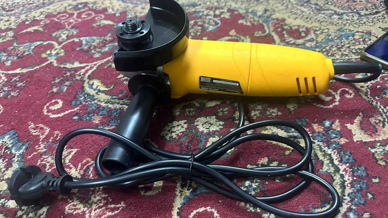 السلام عليكم كوسرات للبيع سعر القطعه 25 قطعتين 50 عدي توصيل هذا رقمي للتواصل *********** بي واتساب
