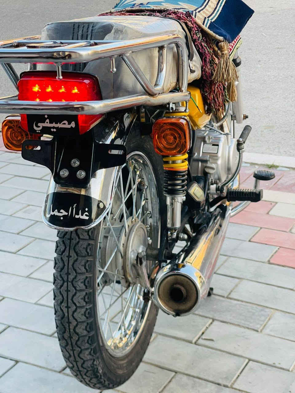 السلام عليكم نامه شلامجه موديل 2023 طالعه بل 2024 كفاله عامه وكيل نوفل 7 اوراق كاملات دراجه بلاديه مكينه كفاله السعر1200 المكان كربلاء حي العامل الرقم ***********
