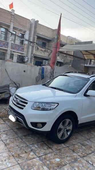 السلام عليكم 
سنتافي 12 فول 1_1 خليجي بحاله الوكاله 

فتحه 

بصمه أبواب تشغيل 

6 سلندر. 

7 راكب 

كامره وحساس 

فور ويل 

سياره جديده جداً مال جناي تخم تاير تراي زيرو 

بدون صبغ عده تكيل بلجاملغ الامام والخلفي ع كد اصبع 

كير محرك مكفول 

تحويل مباشر رقم وسنويه جديد 

0774050 4304 

مكان بغداد بس شراي ياخابر
