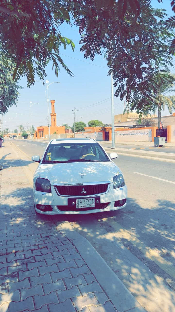 متسيبوشي گالنت 2011  فول مواصفات

السيارة مكفولة و على وضع الشركة 
           جديدة ومابيها نقص 

(شركة طريق الاقواس) 
سعرها 60 وبيها مجال 

***********
