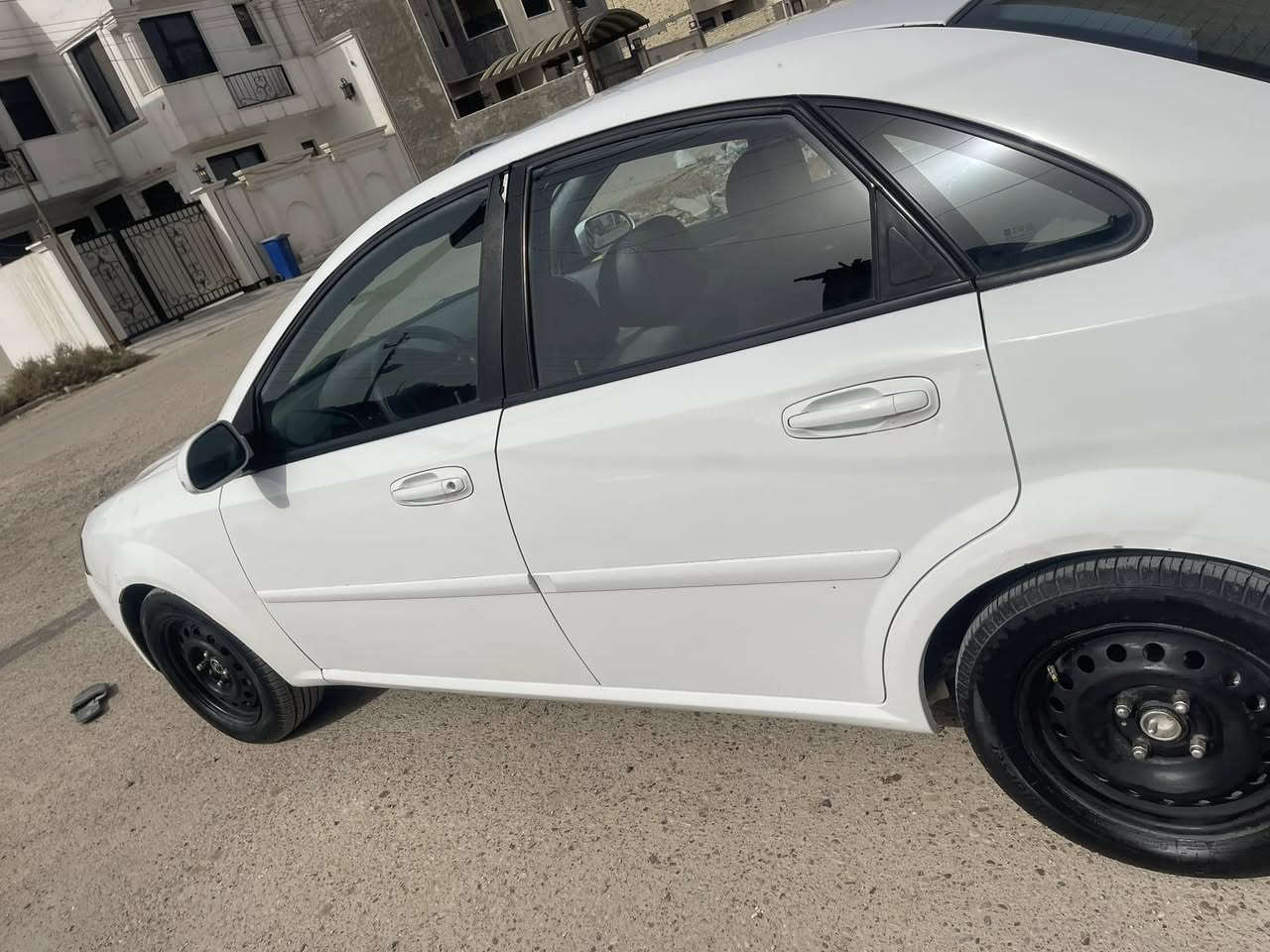 سلام وعليكم اوبتره 2013 
رقم اربيل بأسمي هزه بعدها ماسقطه 
مكينه جديده بيها تخم تاير جديد 
سياره مكفوله من ضربه 
وتبديل يعنيً كفاله 
كير تبريد خير من الله 
سعرها 92 
مكاني بغداد دوره 
رقم تلفون ***********
