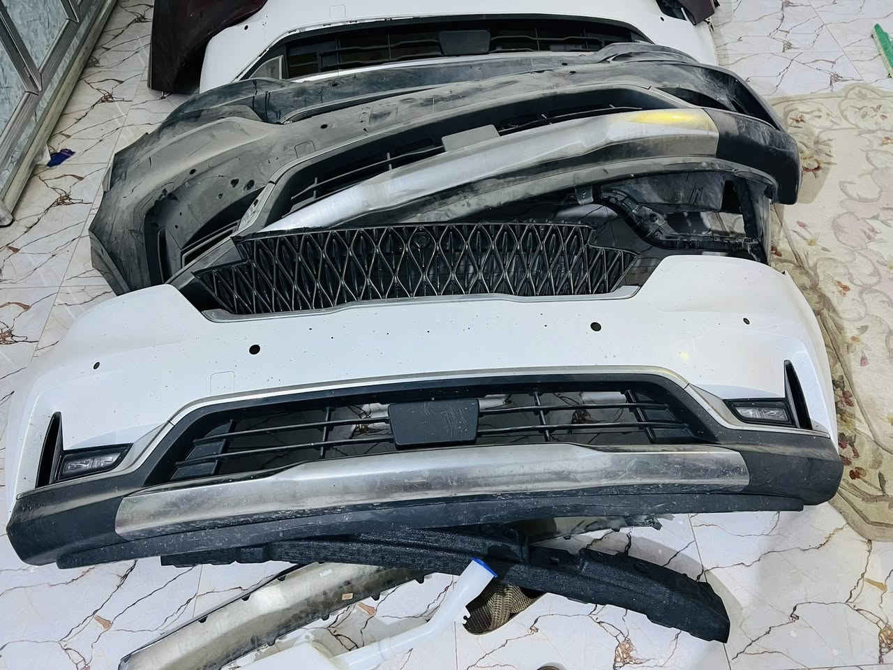 على بركت الله ، تتوفر قطع غيار كيا  كرنفال حديث*********** /***********
