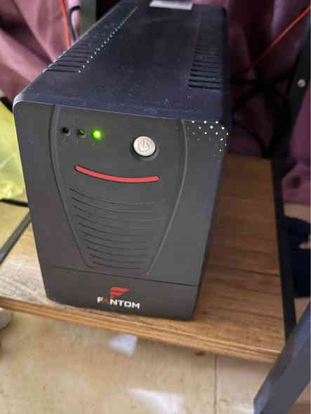 GPU RTX 3060 12GB RGB 2 FAN 
CPU RYZEN 5 5600X 6 Cores 12 Threads 
RAM T.Force 16X2 32 GB 3600Hz RGB white color 
MOTHERBOARD ASUS PRIME B450 M-K 
STORAGE SSD LAXER 128 GB 
HHD 1000 GB 
POWER SYPPLY 650 +80 SILVER 
مبرد هوائي احترافي RGB 
CAES 4FAN RGB متغير 
Windows 11 pro 
ملحقات:
Monitor AOC 180hz 0.5ms FHD
Mouse logitech g502 hero
Keyboard krom RGP ميكانيك
Headphones hyper x cloud 2
Controller G7 marvel edition 
Ubs هدية
بمليون و١٠٠ الف
شباب التجميعه كلش نظيفه ومرتبه وبراندات حلوه 
مكاني بغداد ابو غريب شارع الزيتون
*********** بغداد
