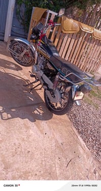 دراجة سيفان موديل 24 الدراجة مابيها اي نقص  كهربائيات  كلها شغالة ماشي...