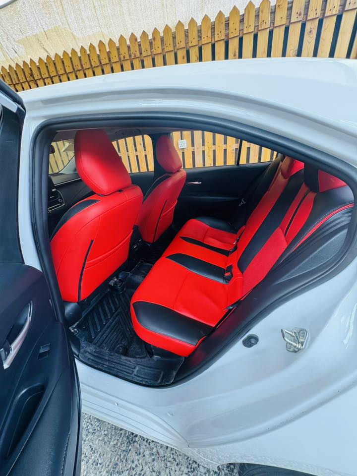 السلام عليكم  كورلا هايبرد موديل25 ماشيه 13 الف ماخذه زيرو ع ايدي كفاله عامه كرسي كهرباء داخل احمر مواصفات معروفه  الاتصال 
  ‭0774 455 0043‬ مكاني بغداد الغزاليه
