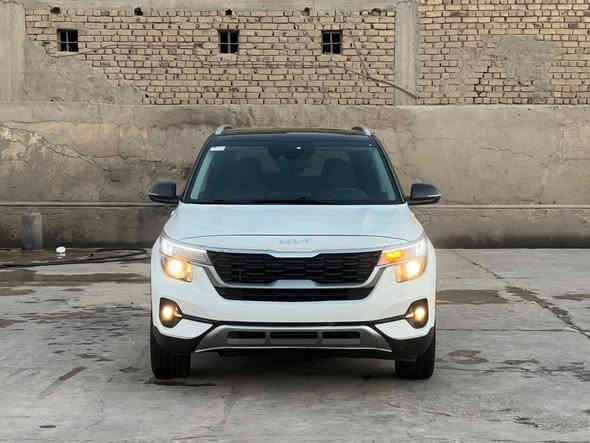 سلام عليكم للبيع كيه سلتوز موديل 2023 موصفات تحكم جهتين حاكيه مانع نزلاق شاشه كبيره ولمس كامره دواره رادار مامي وخلفي اشاير بل مري ملي شفط لد مامي شغال لد خلفي ولكب كروم حجمه 17 كشاف مامي شغال حجم المحرك 2000 دوش ماشيه 25 كشنات تدفه السياره بدون صبغ بدون تبديل بدون بارد بيها كارت بخشم البنيد وتصليح الدعاميه فقط السياره حره جايه بسمي بدون رقم تترقم جميع المحافظات بيها فحص موقت ***********
