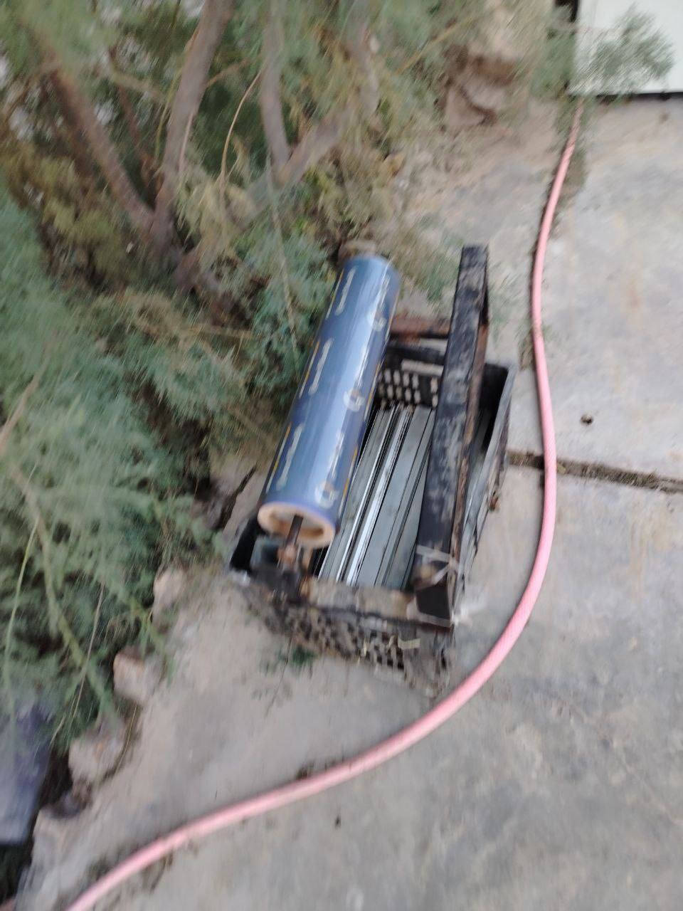 السلام عليكم 
ادوات مطعم كامل للبيع 
شوايه 
بلور +مجمده 
شياش كباب +تكه
مثرامه شغاله خير من الله 
ميوزه عدد (٢)
قاعده روله سلفون 
لل اتصال
 ‏‪***********‬‏
