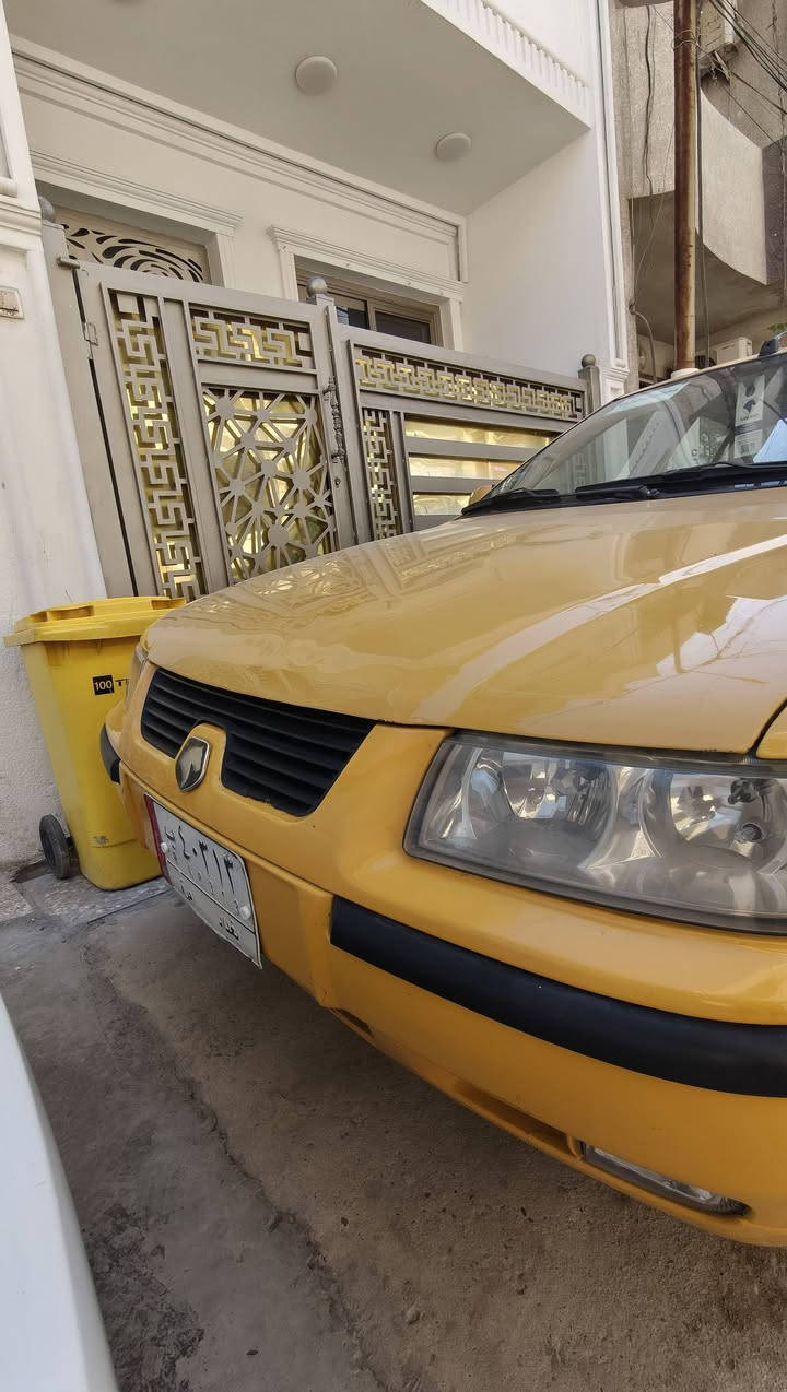 سلام وعليكم سمند موديل ٢٠١١ سيارة نضيفة وجاهزة من كلشي مكينة كير حدادية خير من الله تبريد ثلج غرفتهة نضيفة  بيهة صبغ دوس فقط بدون ضربة دواخل بلادية رقم بغداد مصفرة هيئة وغرامات مكان بغداد حي تونس سعر ٣٦ وبيهة مجال رقم ***********
