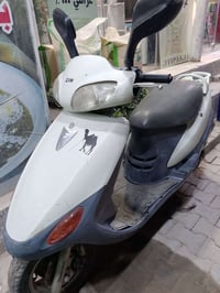 دراجه سيام بوليسي  دراجه بيها بخار مامفتوحه  كهربائيات كلها شغاله نكره...