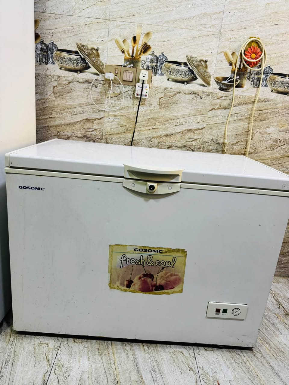 سلام عليكم مجمده للبيع جو سونيك جديد ماطوره جديد مجمده نضيف مكان كركوك سعر250 وبيه مجال 
رقم /***********) كركوك, العراق
