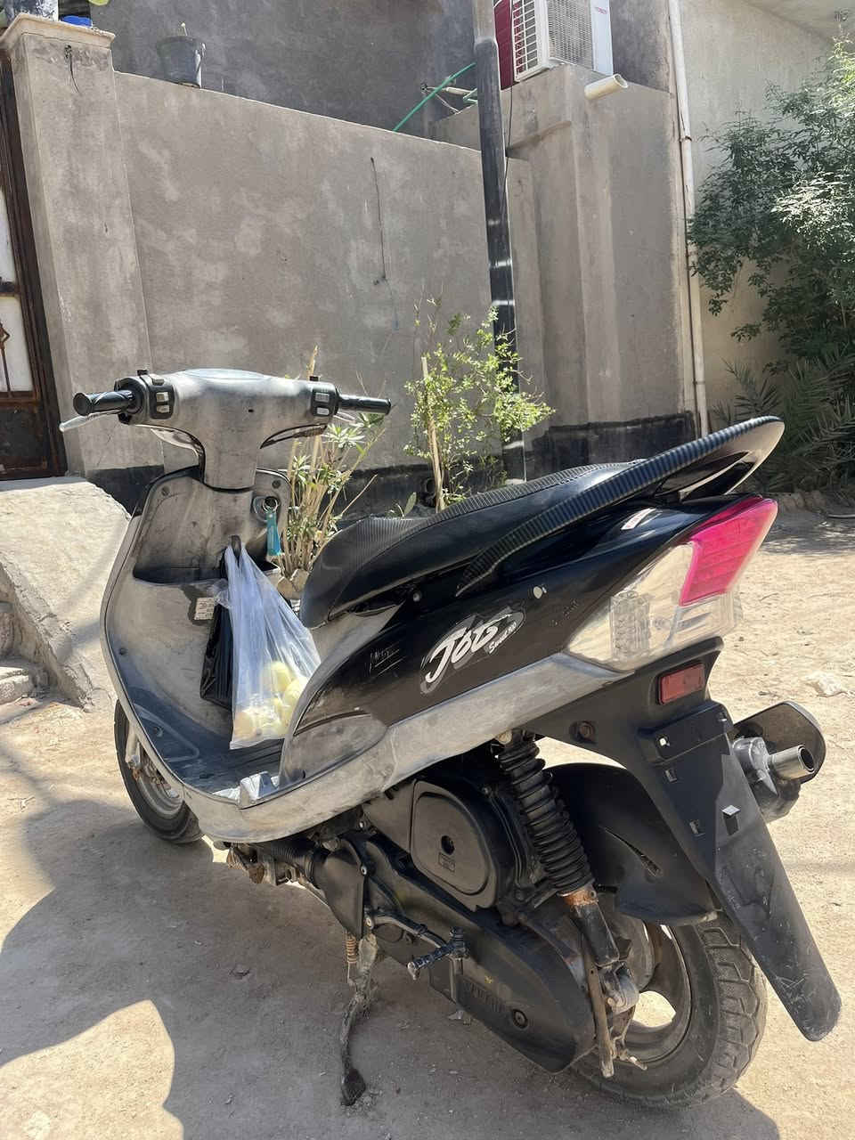للبيع ماكس قجمه نضيفه مامفتوحه كلشي بلادي مامبدل شي بيه غير دبل امامي فقط شغاله جميع الكهربائيات ماعده سلف بسبب عدم تفرغ ومايكلف هوه وموجود صالنصه رياضي والبلادي ودراجه تعال وفحصه شوفت عينك عجبتك شايف خيرها سعر 770 وبيه مجال متواجد فقط واتساب *********** مكان بصره
