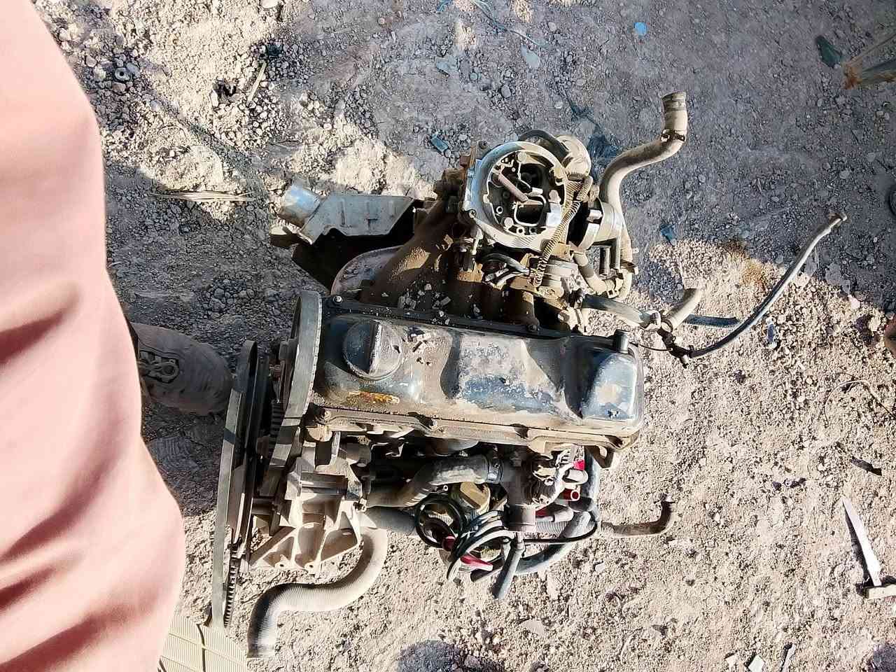 السلام عليكم 
يوجد محركات تفصيخ كله بشرط مال اوبل 1800-2000
ومال كلاند وبرازيلي وغيرهم هم من غراض وكيرات
***********
***********
عنواني موصل بازوايا مقابل مجمع اسود الرافدين
