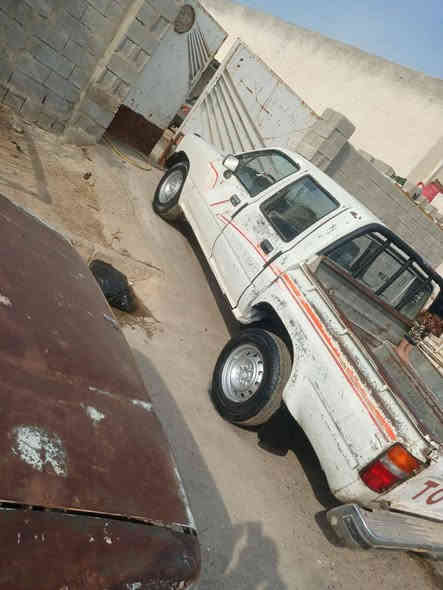 سلام عليكم للبيع بيكم موديل 91رقم بغداد صدامي تحويل مباشر تريد وكاله صاحبها الشرعي بلعماره سنويه نافذه بيها صبق بلقماره مكفوله من كلبه وتجيه 
تكم سالمه من الصبغ سياره مابيها صبغ مكينه فريواي ياباني كير وتماتيك تخم تاير جديد حداده نص عمر عنوان ميسان ناحيت كميت السعر 35وبيهامجال ***********
