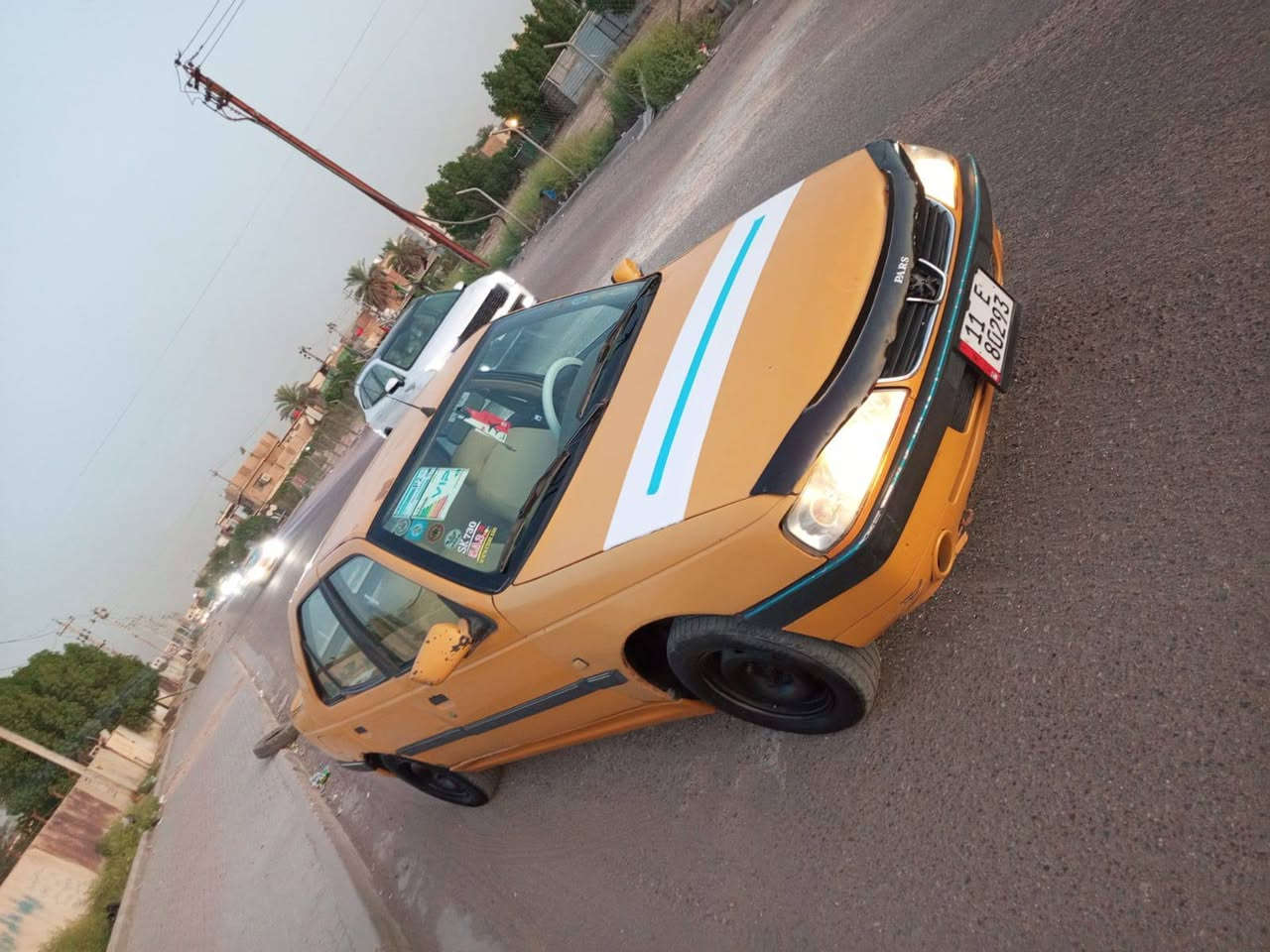 ياالله سلام عليكم للبيع بيجو لميس داخل بيجي
 موديل 2013 رقم بغداد انكليزي شرط التحويل ثاني يوم  هزه جديده مصفره هيئه وغرامه كير مكينه جاهزات صدر امامي خلفي نضيف 
كهربائيات جاهزه  السعر 28 وبيهه مجال لشراي 
دواخل نضيفه كلج جديد طبي مكاني بغداد الكرخ البياع
رقمي. بي. واتساب *********** بغداد, العراق
