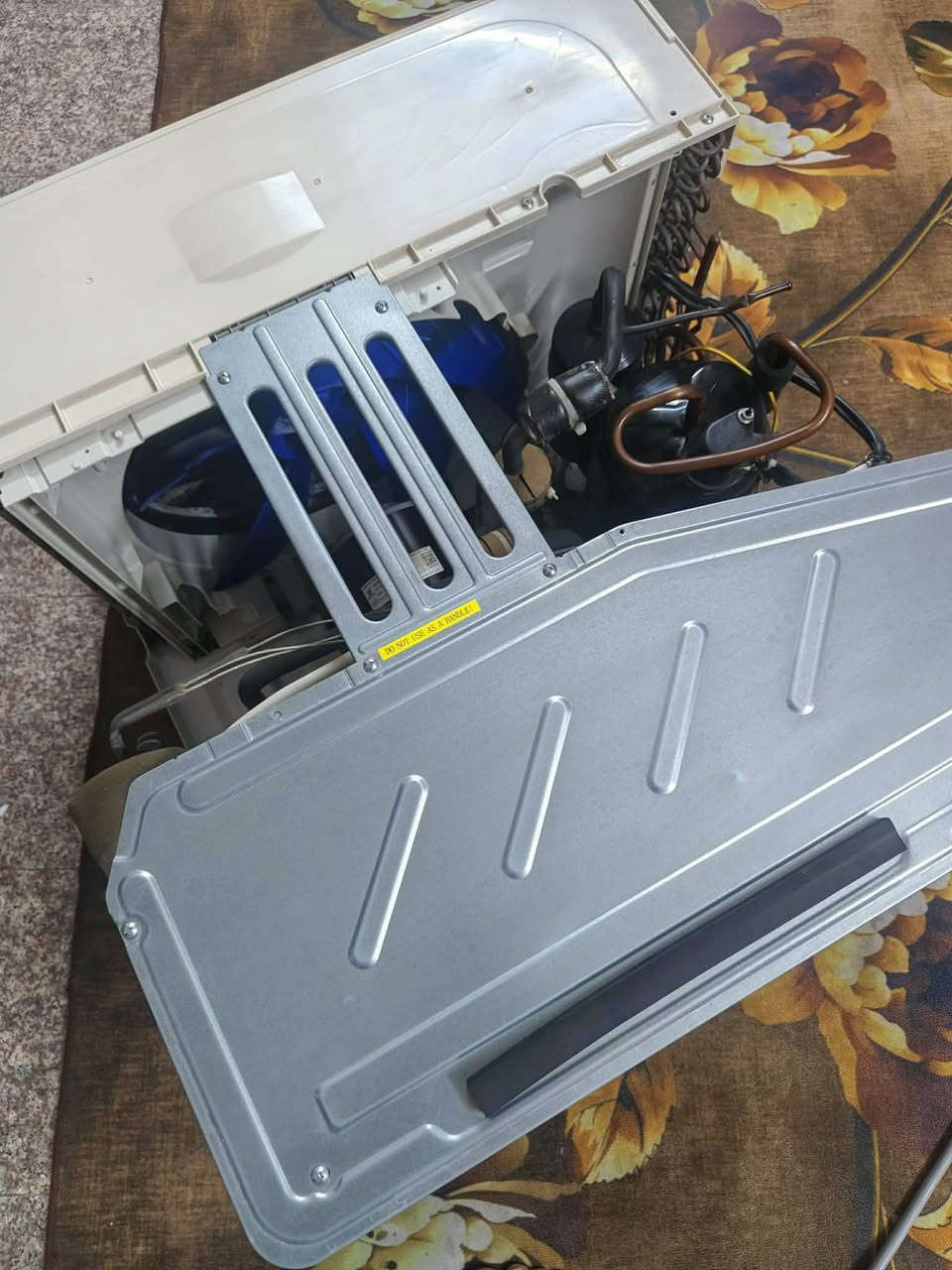 مكيف ماركة (ميديا الوادي)  بلادي قرص شركه دبل راديتر نحاس  اخو الجديد 2 طن (غاز ⛽ 410) راوتري اقتصادي ماطور تي ثري تدفئه تبريد جهاز راقي مكفول من اي تصليح وعالفحص السعر مع  (350) متوفر توصيل داخل بغداد


**إذا كنت صاحب هذا الإعلان وتريد حذفه لأي سبب، رجاءا أرسل رسالة إلى الدعم الفني**